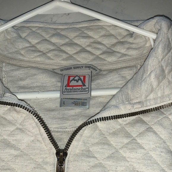 Avalanche Outdoor Co. Quarter Zip Sweatshirt - Picture 2 of 4